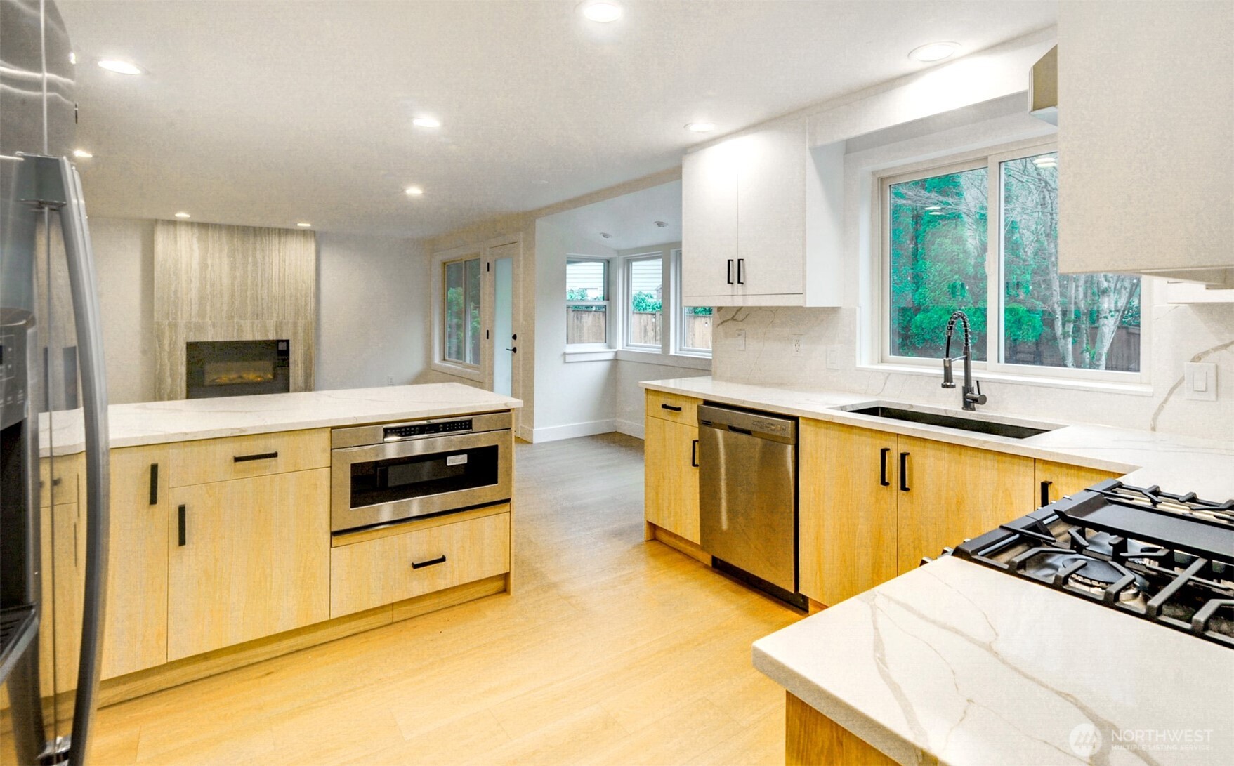 18501 28th Avenue Southeast Bothell, WA 98012 - Photo 15 of 38