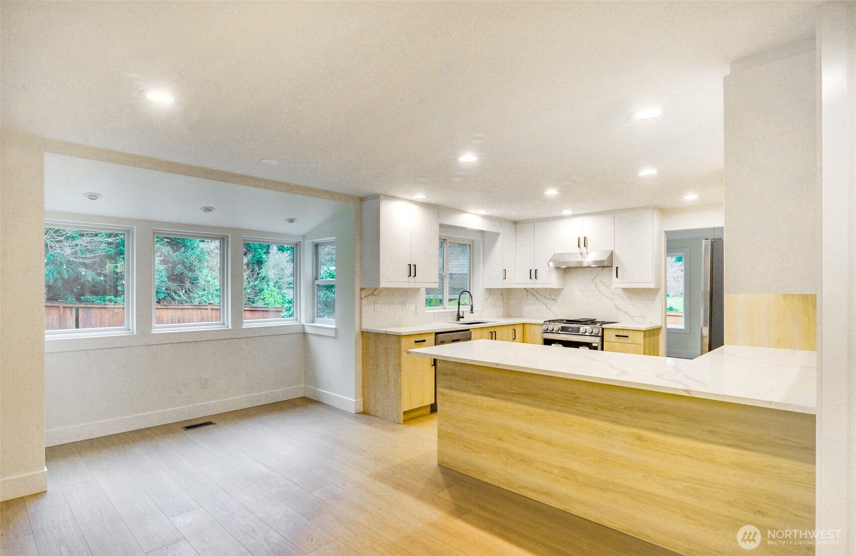 18501 28th Avenue Southeast Bothell, WA 98012 - Photo 18 of 38