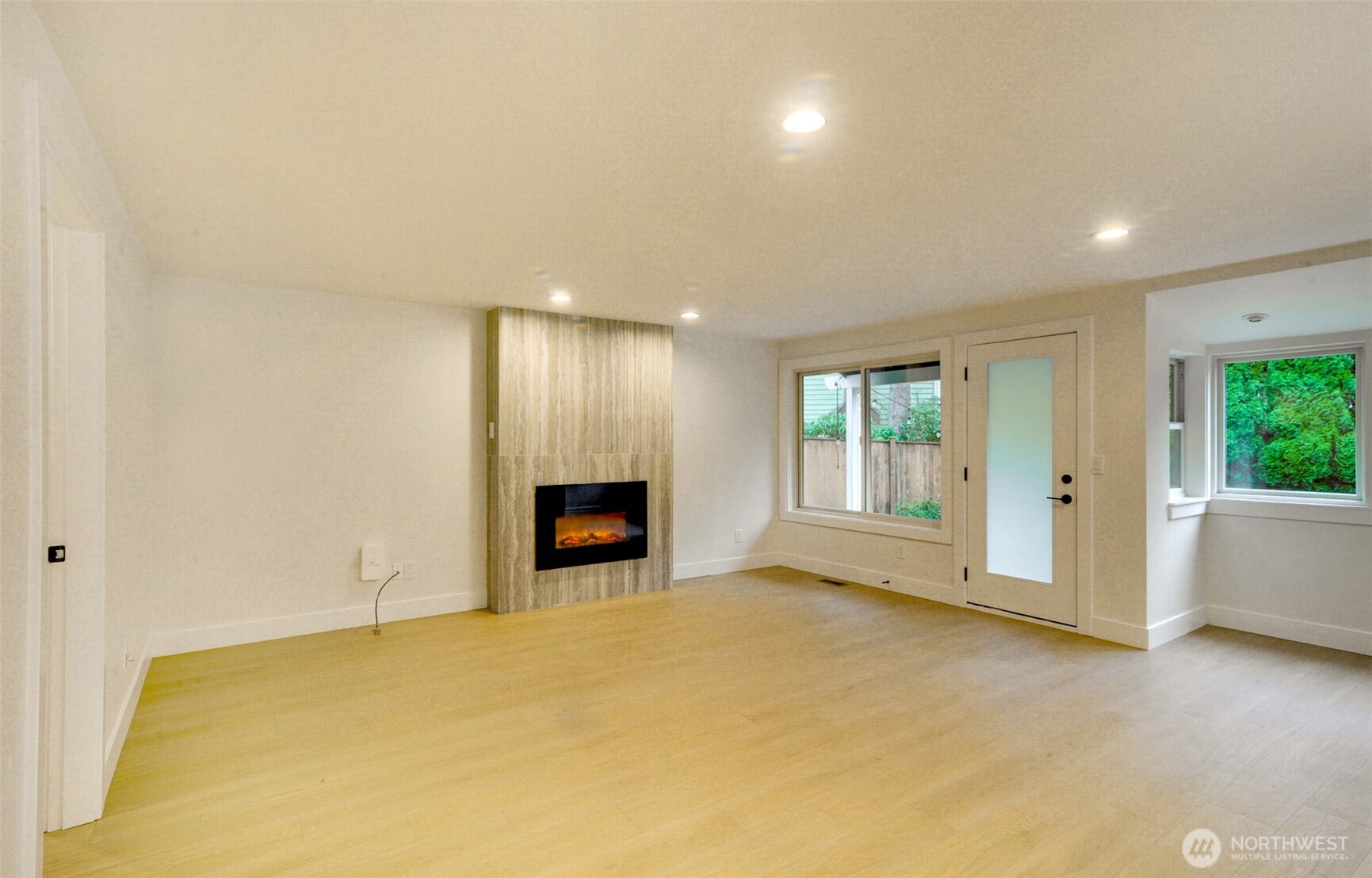 18501 28th Avenue Southeast Bothell, WA 98012 - Photo 21 of 38