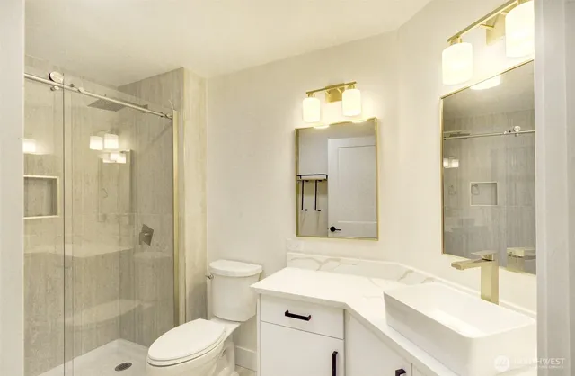 $1,469,000 | 18501 28th Avenue Southeast, Bothell, WA 98012