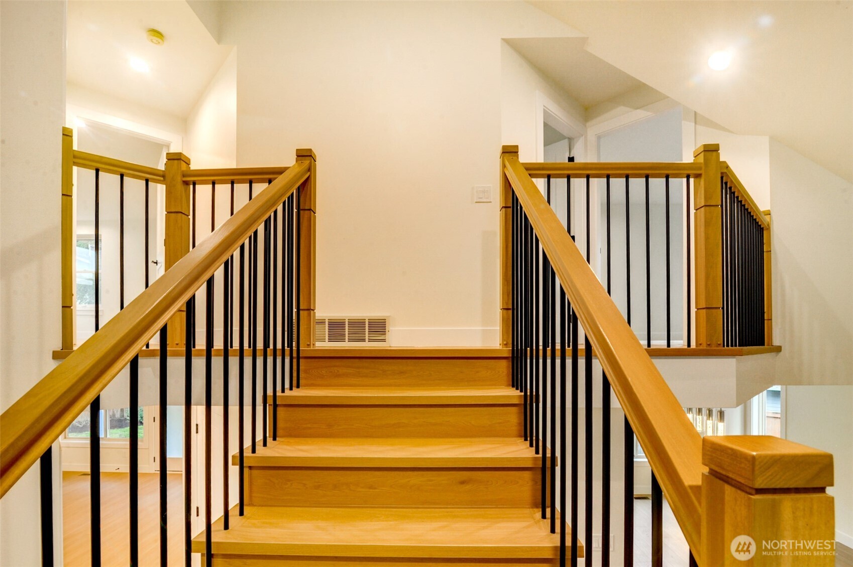 18501 28th Avenue Southeast Bothell, WA 98012 - Photo 25 of 38