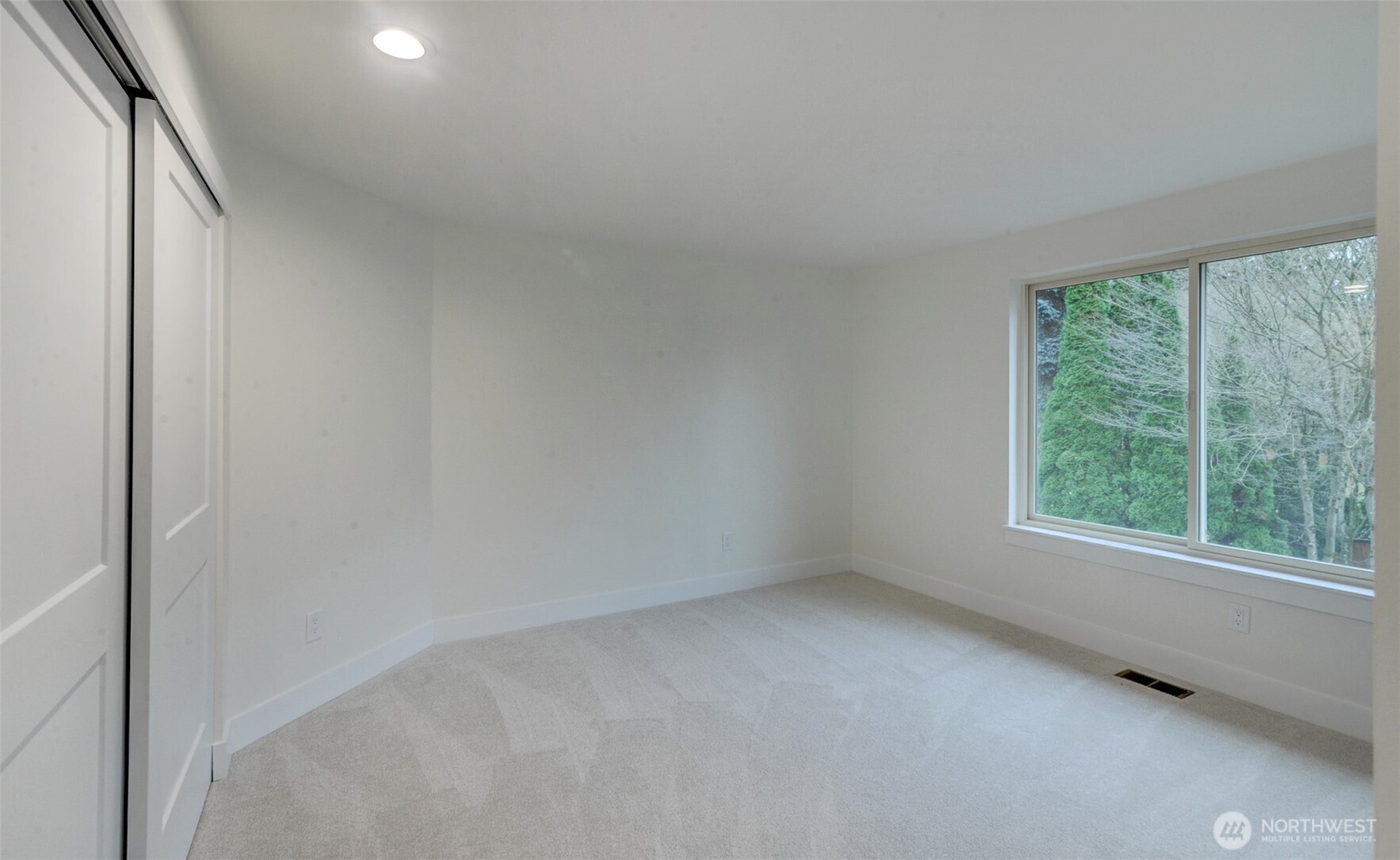 18501 28th Avenue Southeast Bothell, WA 98012 - Photo 27 of 38
