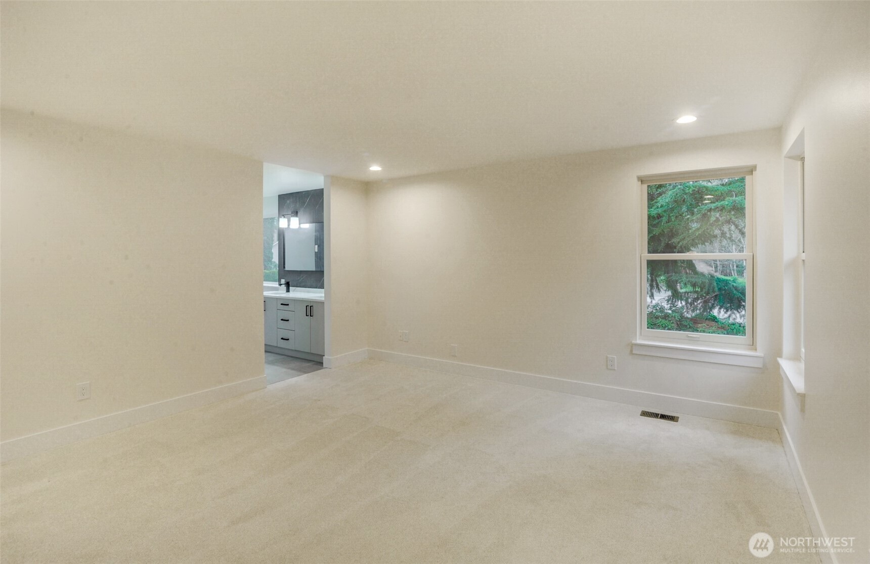 18501 28th Avenue Southeast Bothell, WA 98012 - Photo 30 of 38