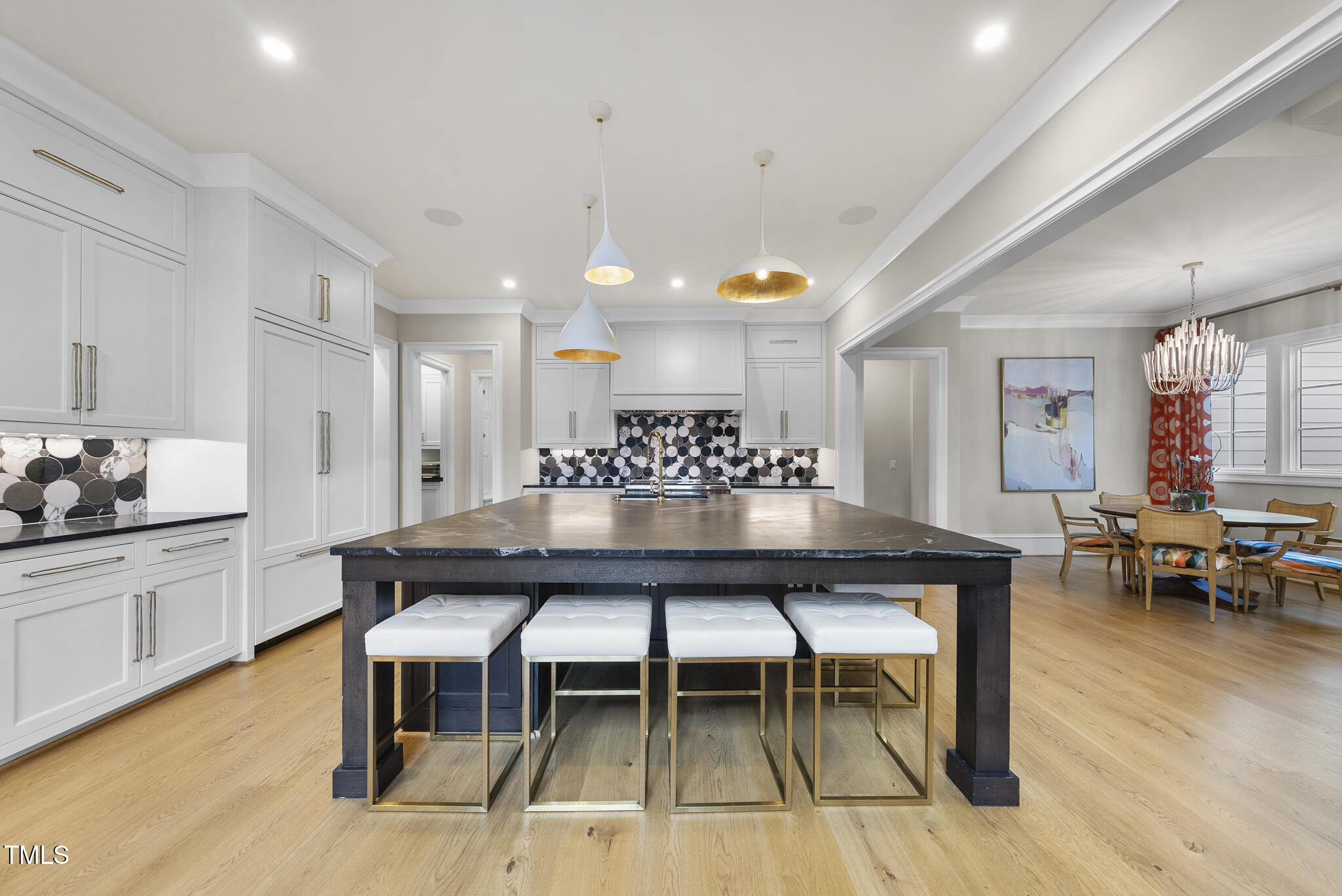 812 Manchester Drive Raleigh, NC 27609 - Photo 11 of 54 DSC03190