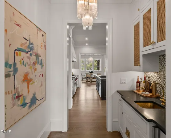 $3,200,000 | 812 Manchester Drive, Raleigh, NC 27609