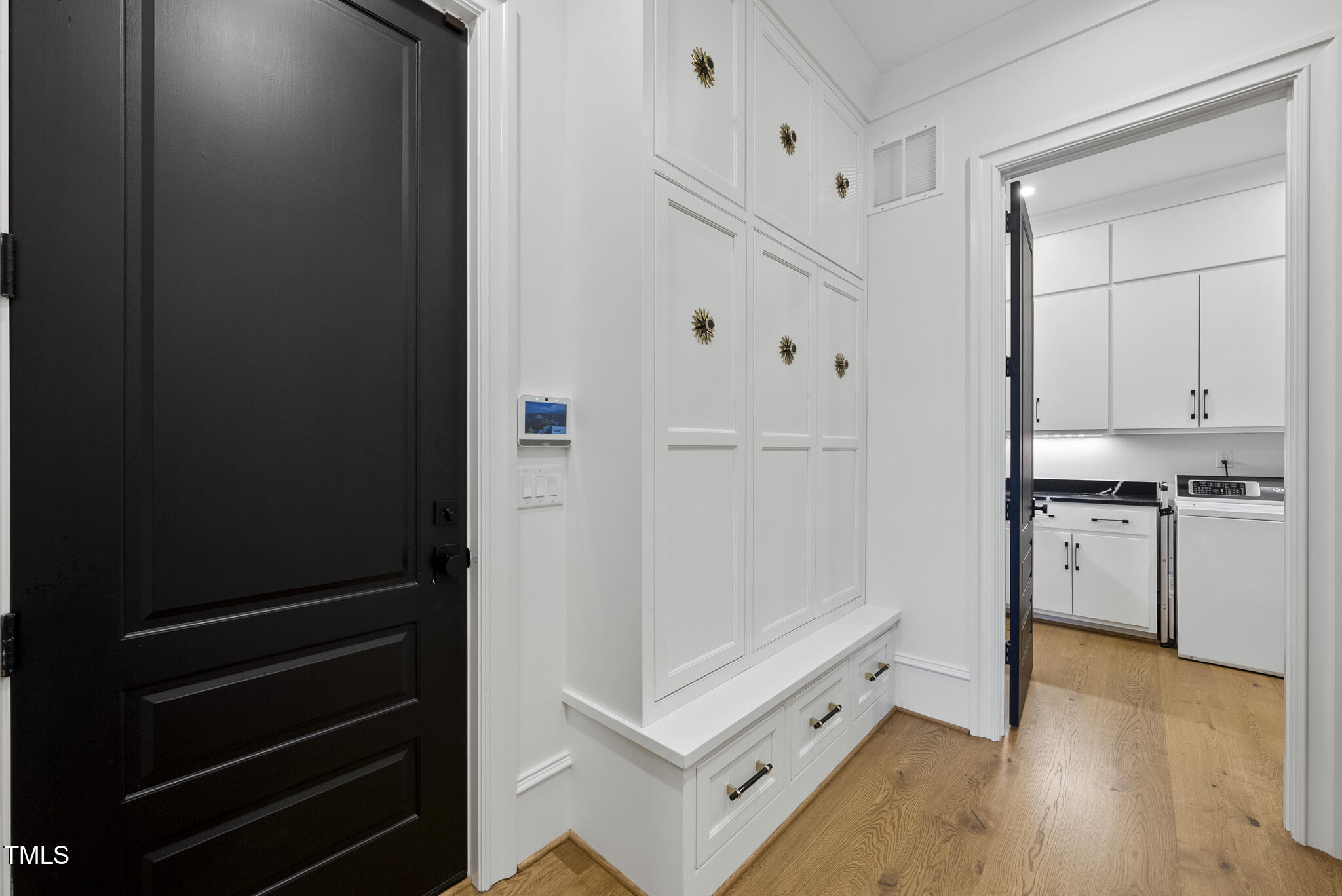 812 Manchester Drive Raleigh, NC 27609 - Photo 17 of 54 DSC03211