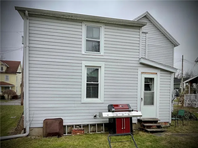 $95,000 | 17 Grove Avenue, Auburn, NY 13021