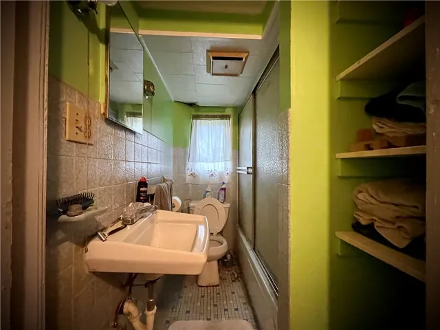 $95,000 | 17 Grove Avenue, Auburn, NY 13021