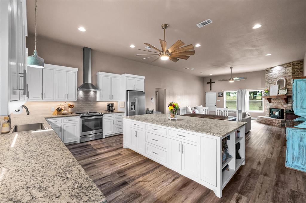 1500 Newberry Road Millsap, TX 76066 - Photo 12 of 40