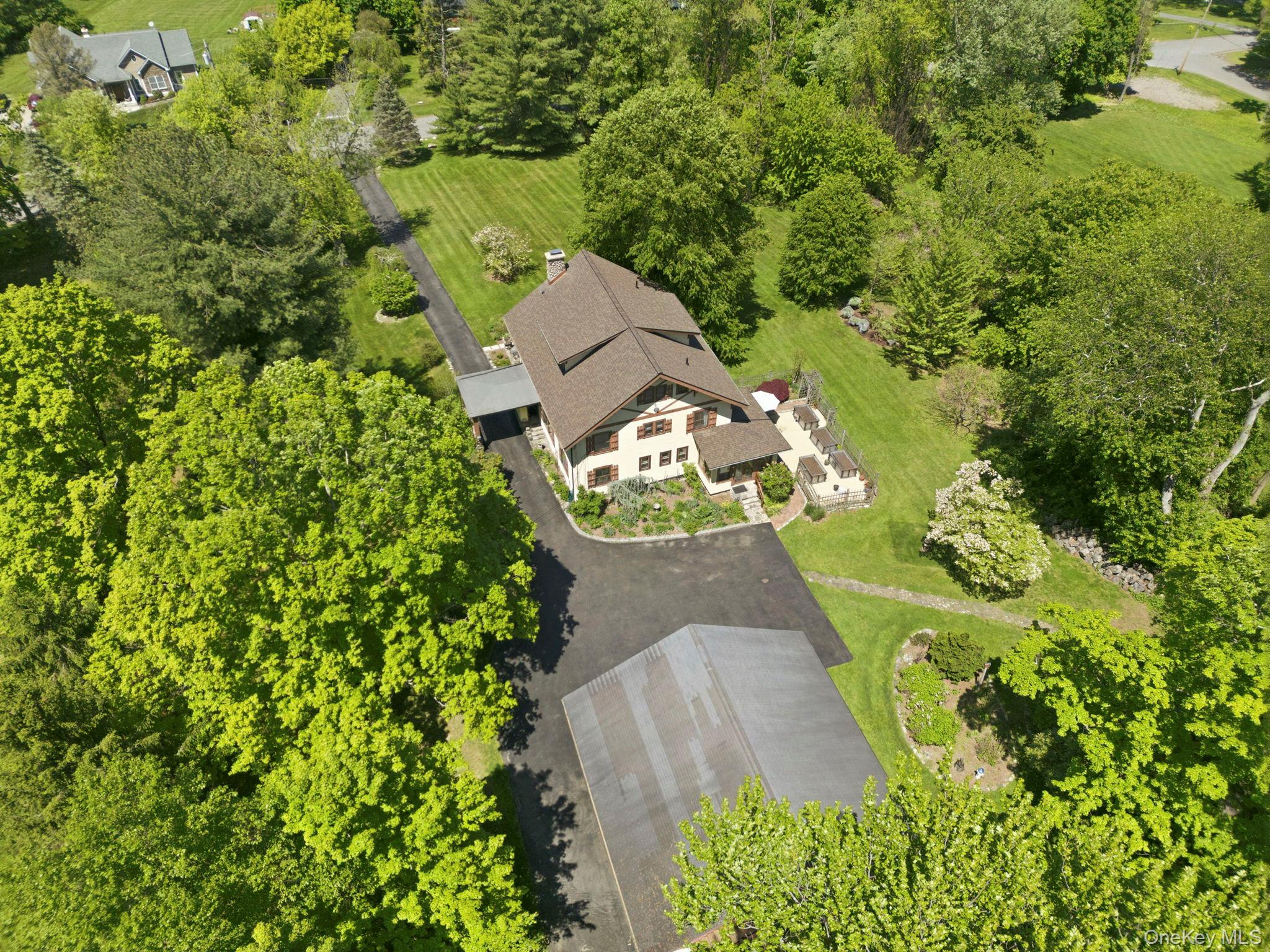 8 Elmer Galloway Road Katonah, NY 10536 - Photo 48 of 49