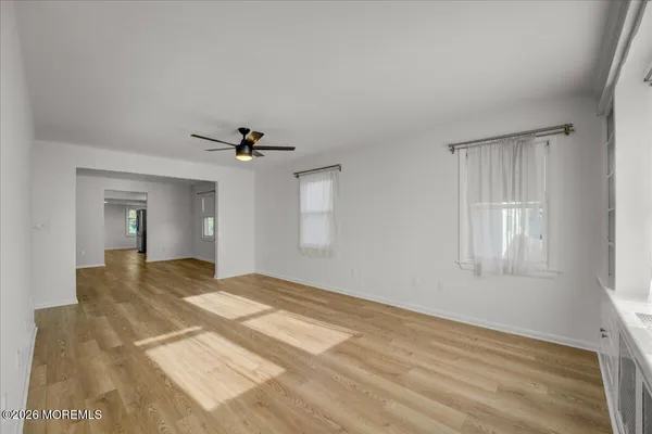 $3,300 | 201 Gatzmer Avenue, Unit UPSTAIRS, Jamesburg, NJ 08831