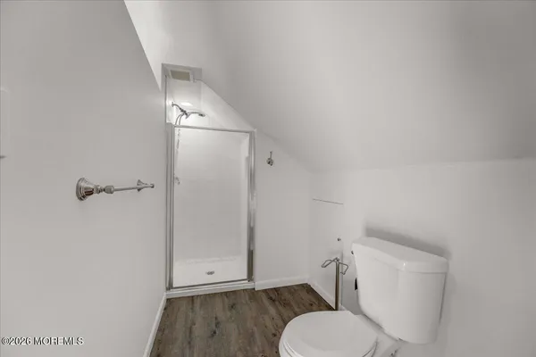 $3,300 | 201 Gatzmer Avenue, Unit UPSTAIRS, Jamesburg, NJ 08831