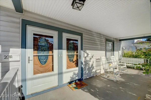 $3,300 | 201 Gatzmer Avenue, Unit UPSTAIRS, Jamesburg, NJ 08831