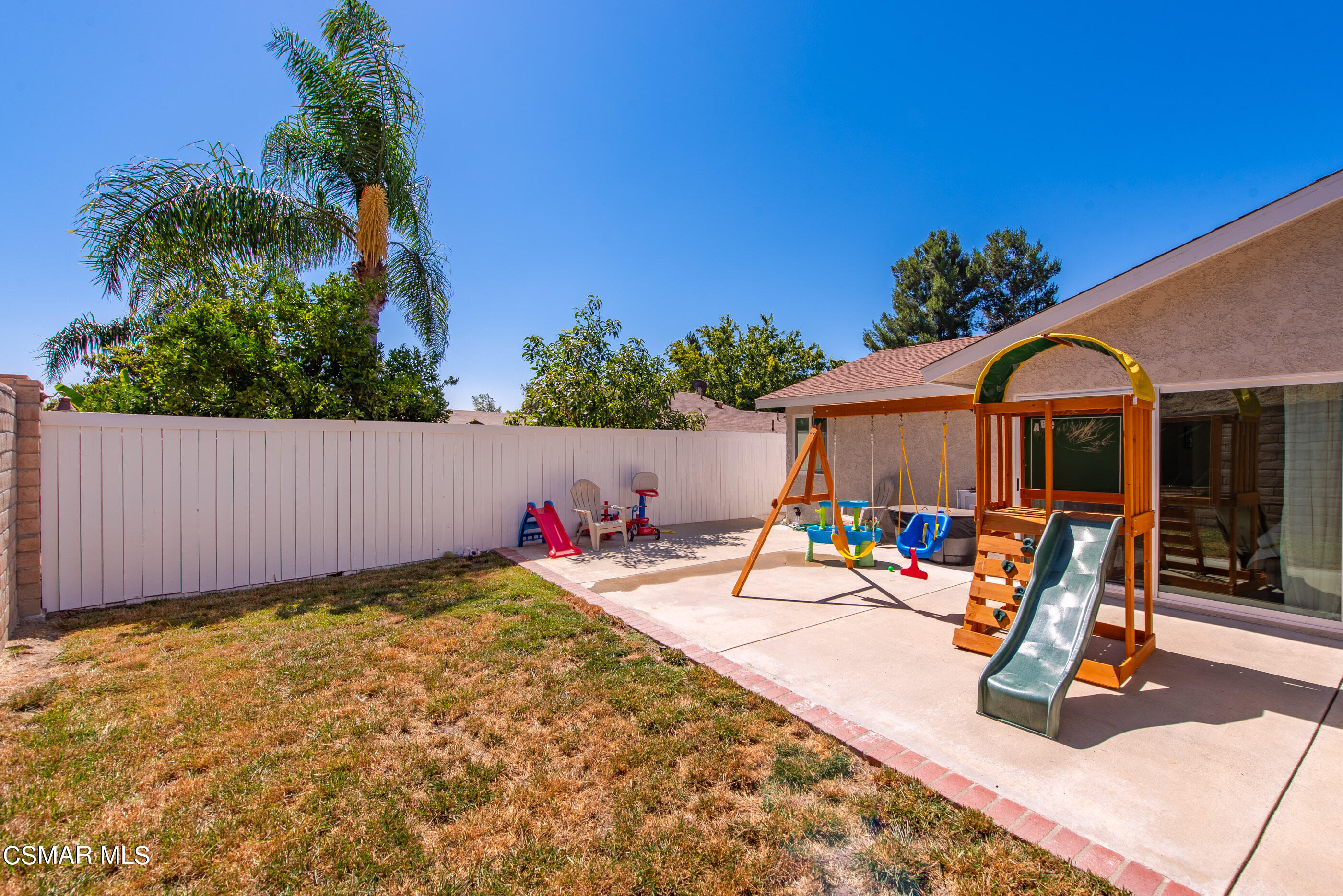 14951 Reedley Street Moorpark, CA 93021 - Photo 21 of 35 14951 Reedley St Moorpark-30