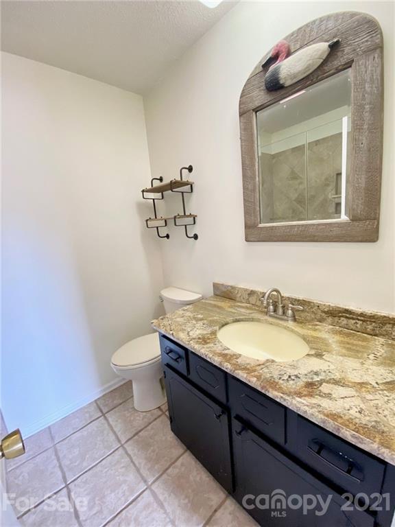 78 Cedar Road Hickory, NC 28601 - Photo 10 of 34 Gallery Image 10