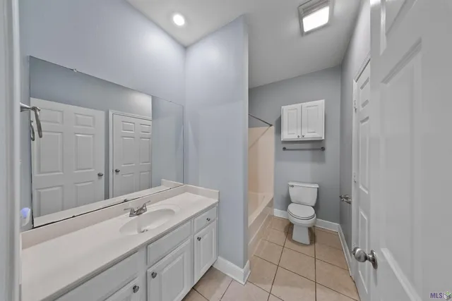 $1,600 | 5159 Etta Street, Unit 5A, Baton Rouge, LA 70820