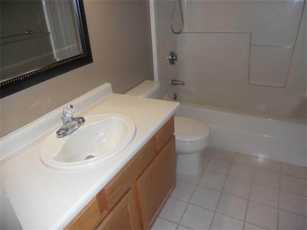 25 Highfield Road, Unit B Charlton, MA 01507 - Photo 11 of 14