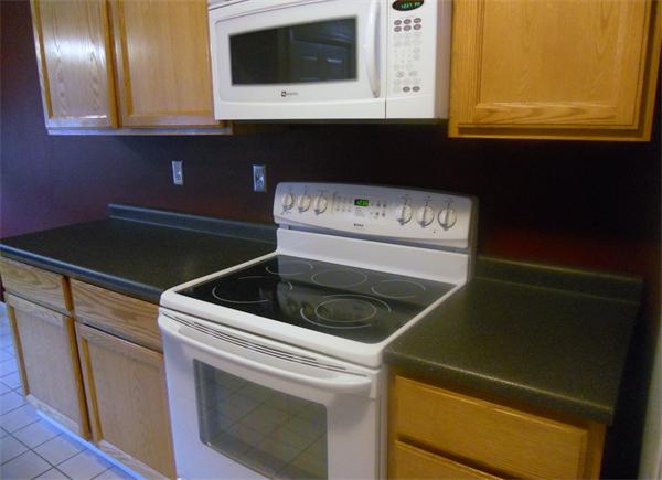 25 Highfield Road, Unit B Charlton, MA 01507 - Photo 3 of 14