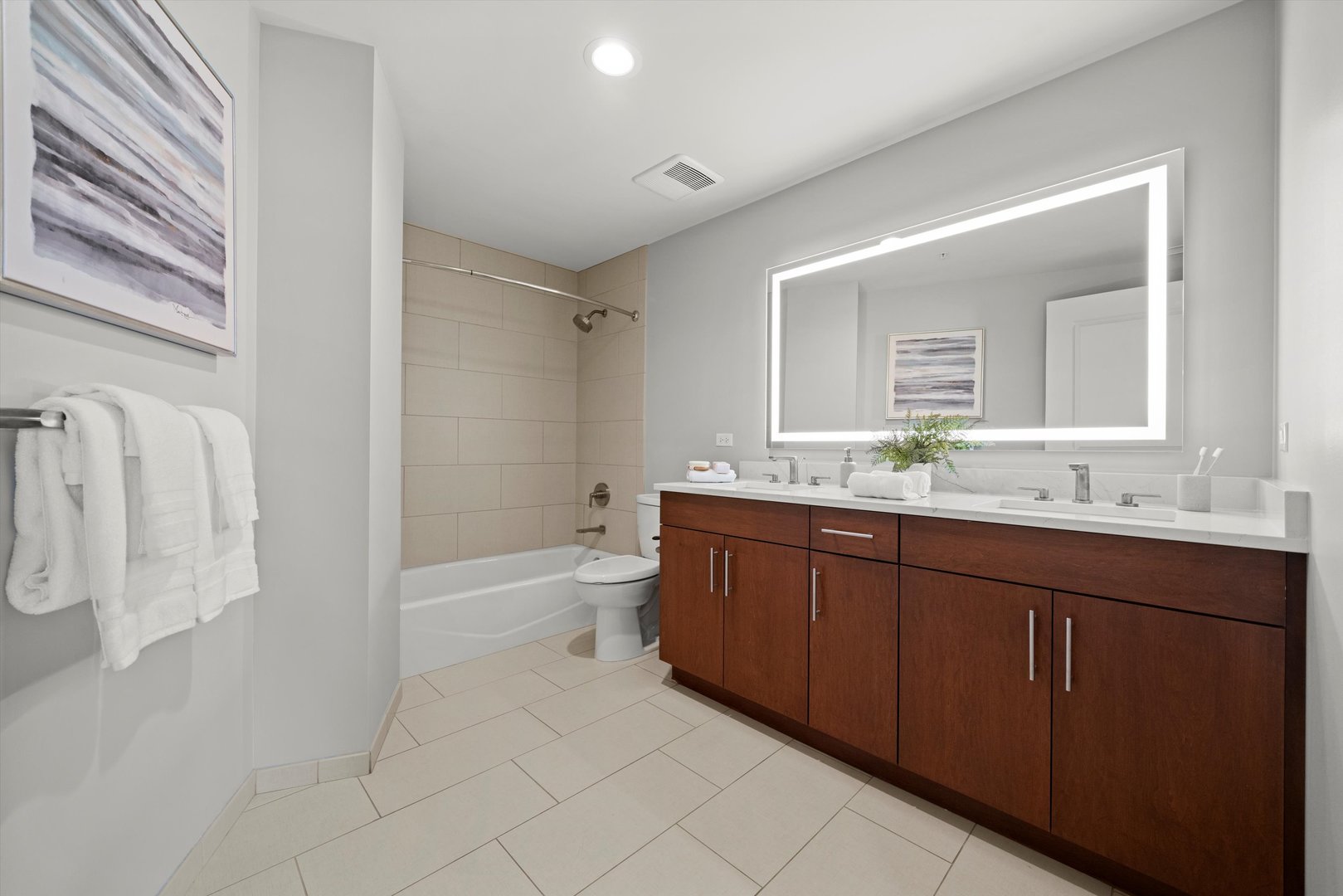 850 North Lake Shore Drive, Unit 1501 Chicago, IL 60611 - Photo 23 of 24