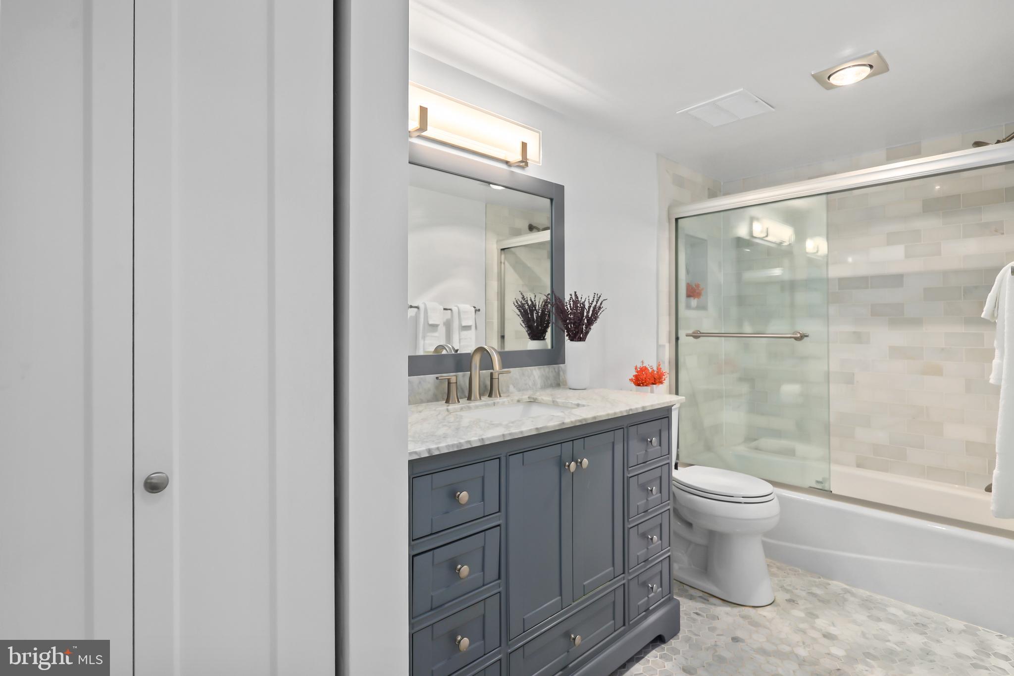 1800 Old Meadow Road, Unit 1516 McLean, VA 22102 - Photo 16 of 32