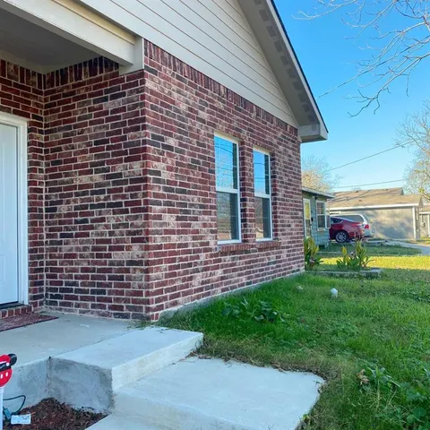 $1,850 | 1213 Hemphill Street, Greenville, TX 75401