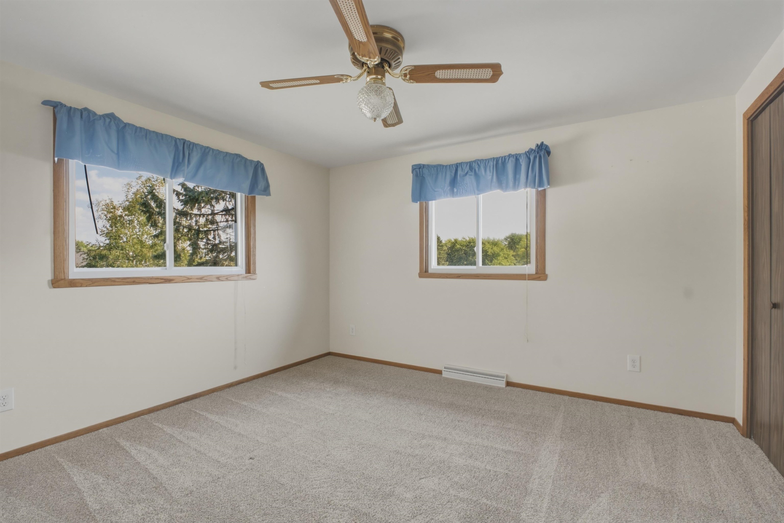 617 Melanie Lane Ripon, WI 54971 - Photo 11 of 31 Gallery Image 11