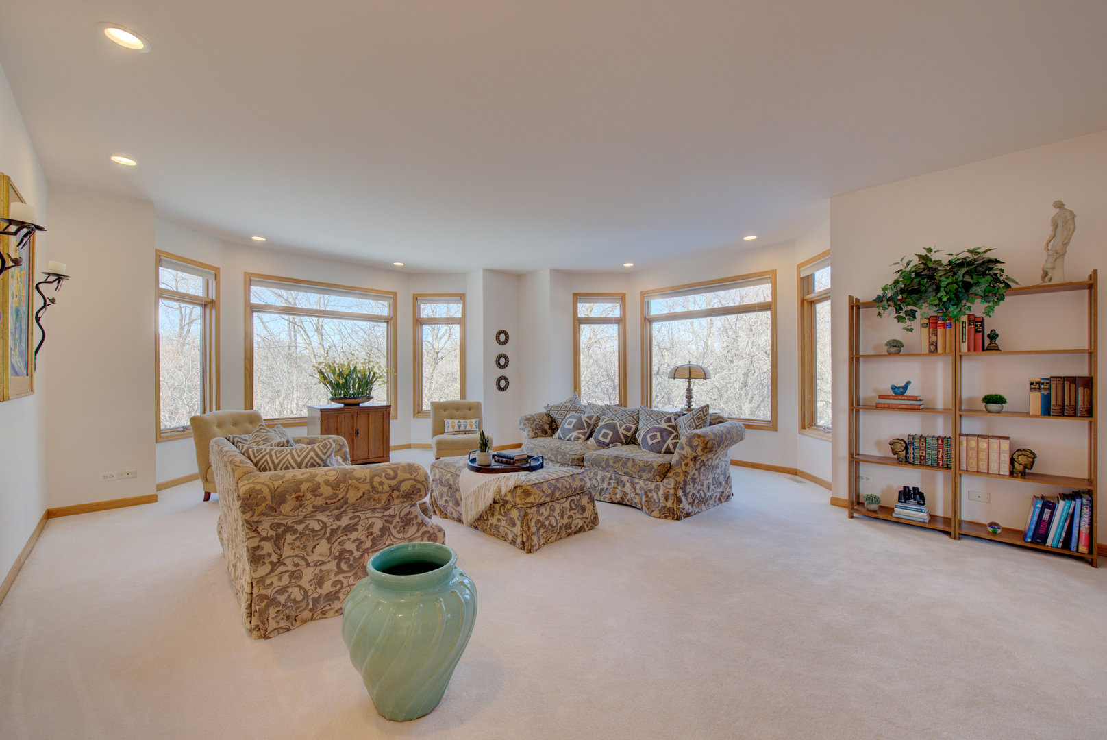 651 North Inverway Road Inverness, IL 60067 - Photo 13 of 57