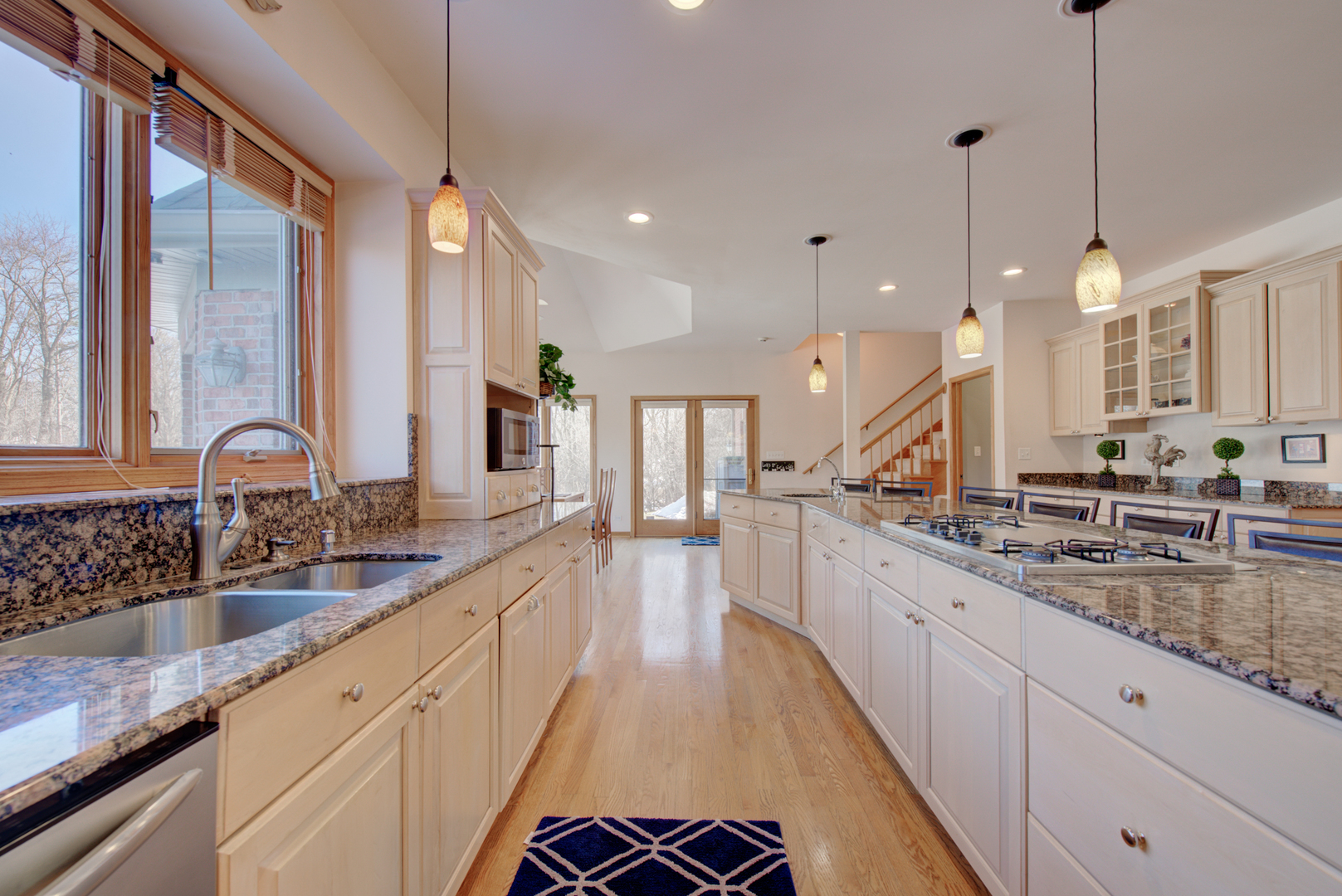 651 North Inverway Road Inverness, IL 60067 - Photo 20 of 57