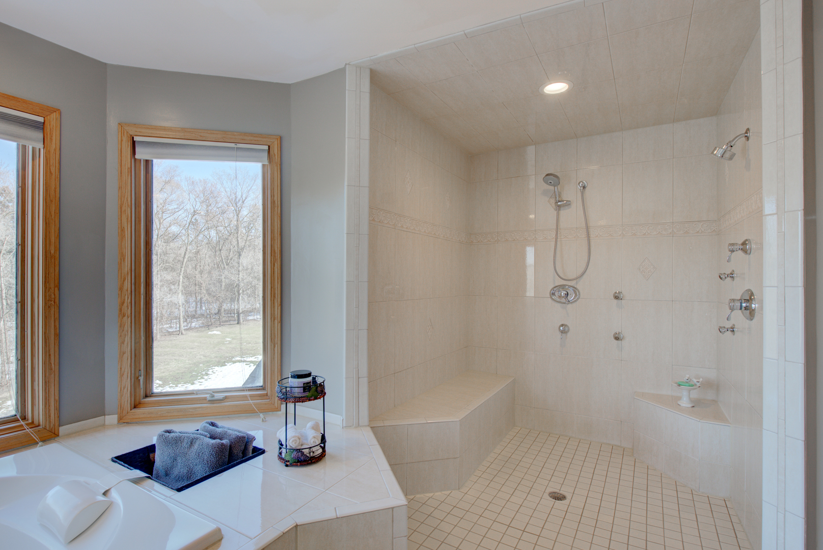 651 North Inverway Road Inverness, IL 60067 - Photo 28 of 57