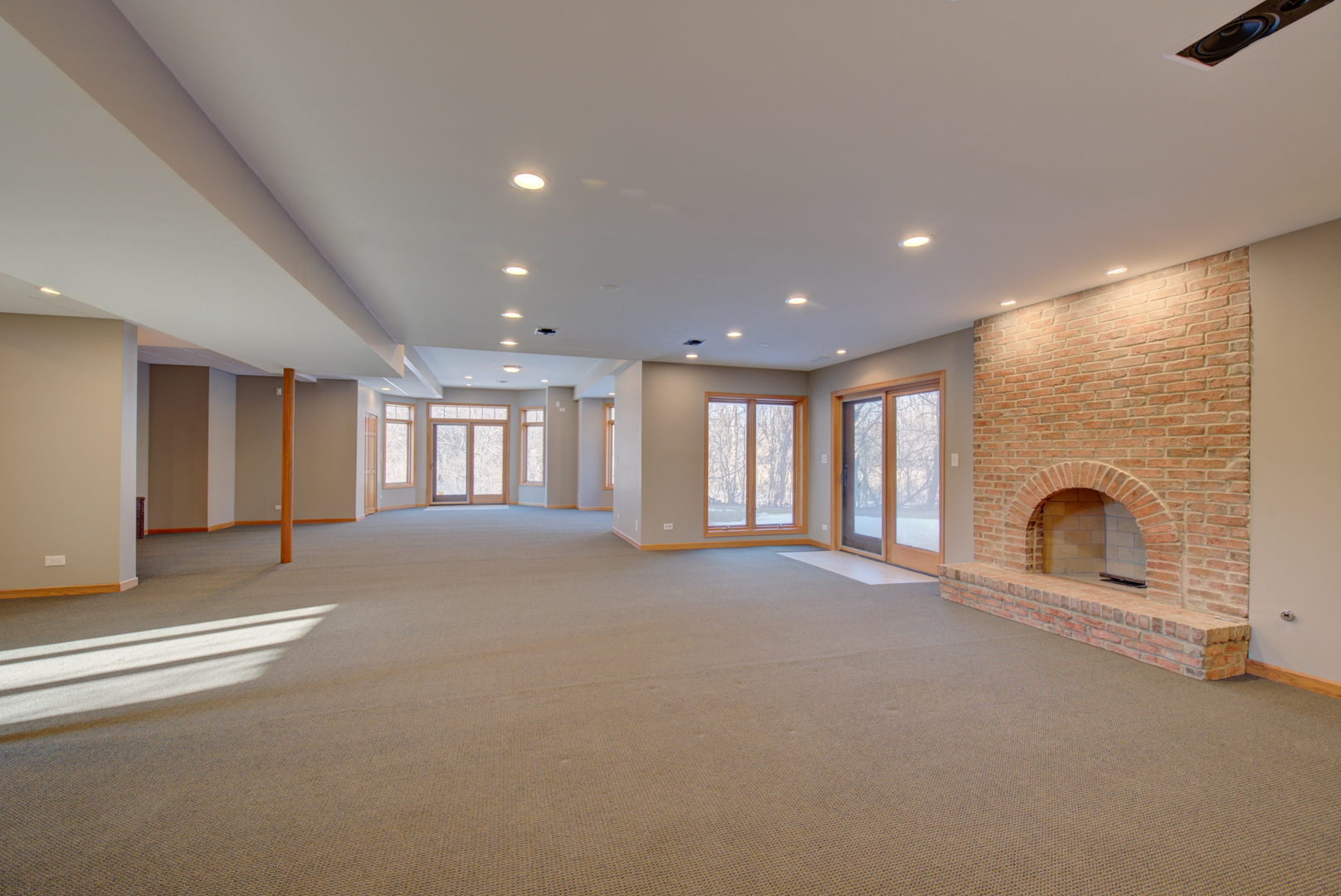 651 North Inverway Road Inverness, IL 60067 - Photo 40 of 57