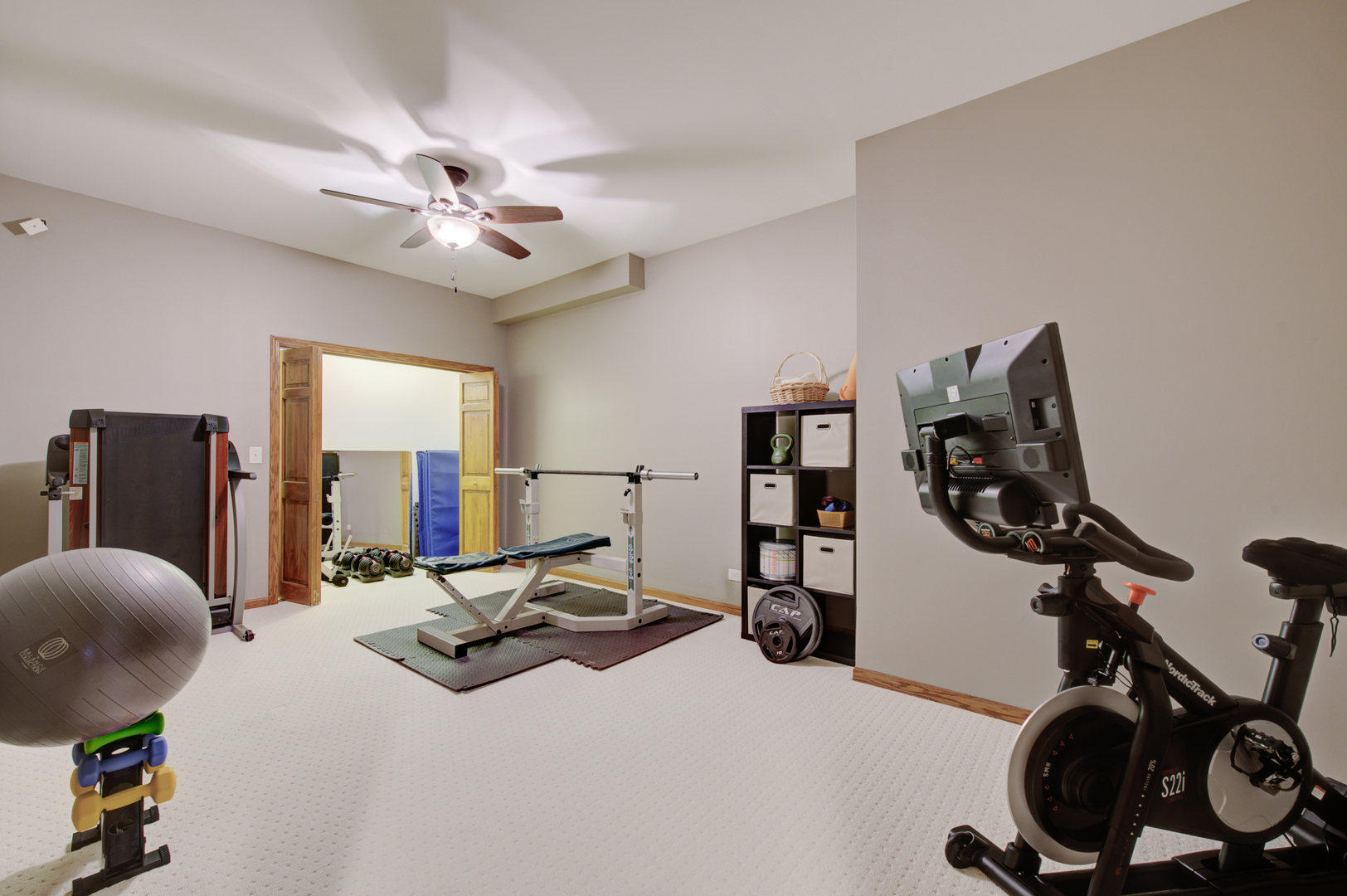 651 North Inverway Road Inverness, IL 60067 - Photo 46 of 57
