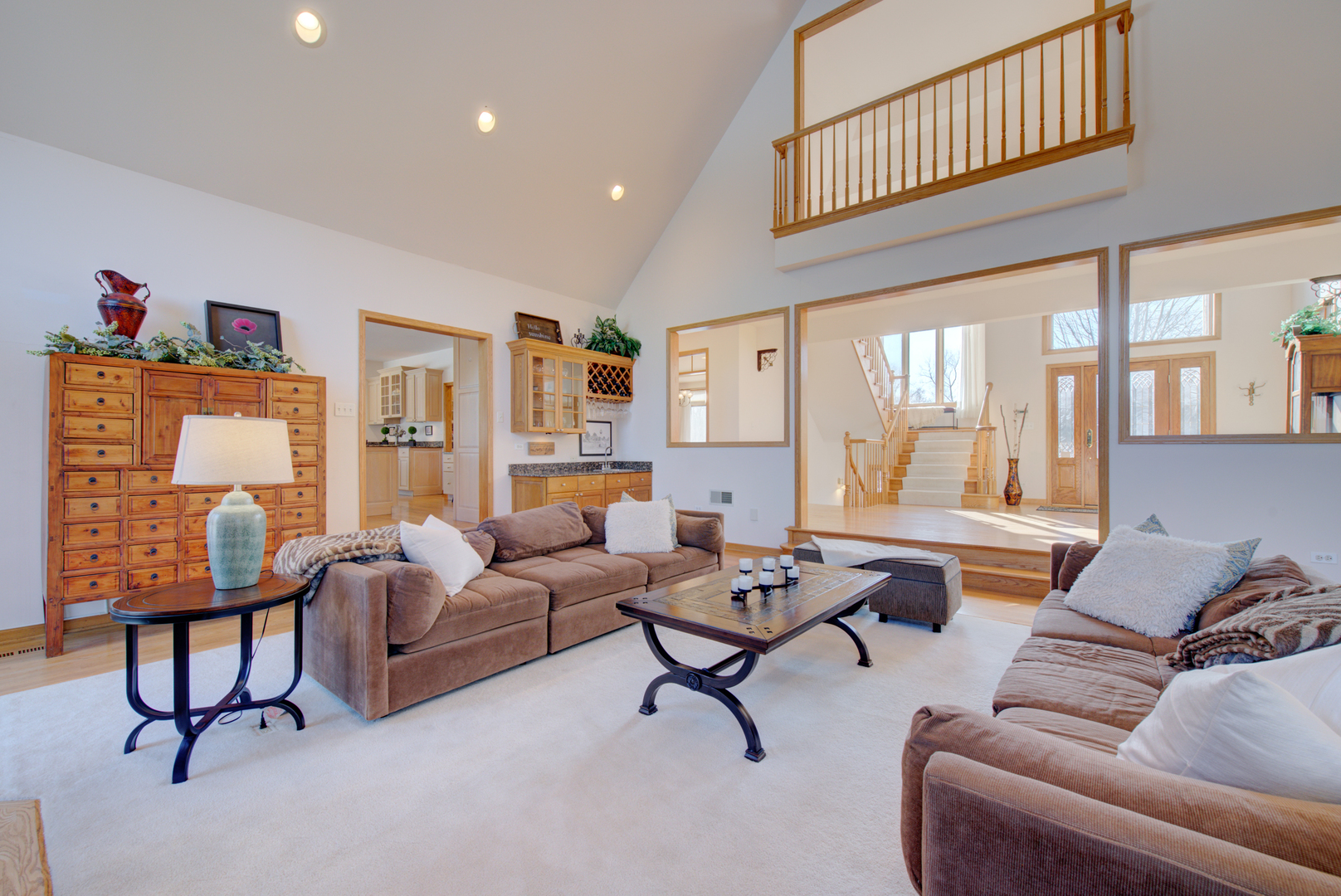 651 North Inverway Road Inverness, IL 60067 - Photo 8 of 57