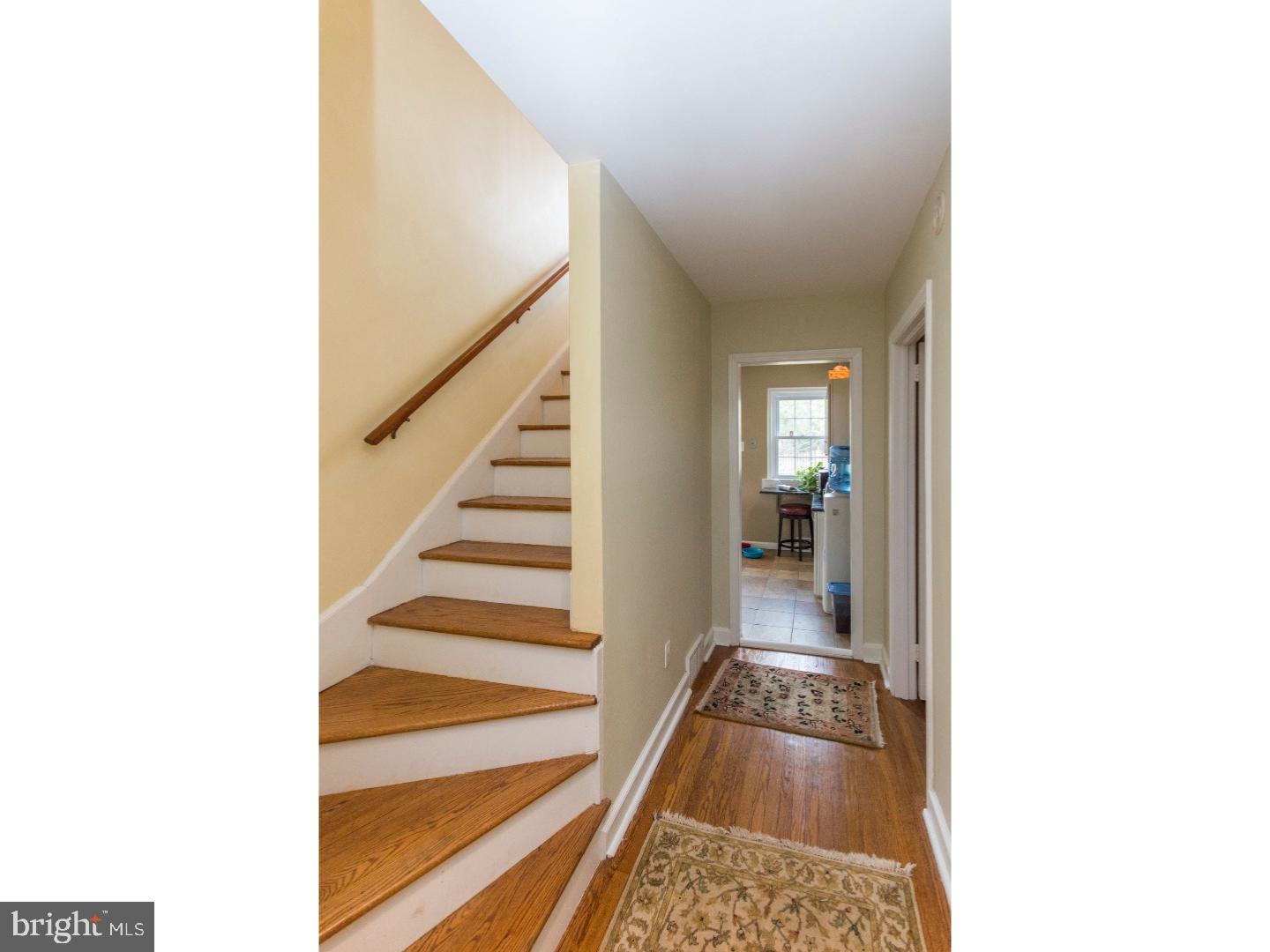 340 Horsham Road Horsham, PA 19044 - Photo 15 of 25 Hallway