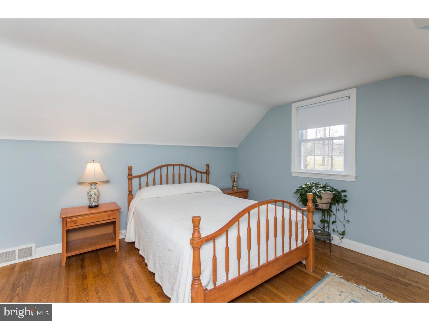 340 Horsham Road Horsham, PA 19044 - Photo 17 of 25 Bedroom 4