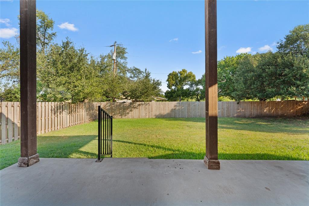 5533 Wisdom Court Waco, TX 76708 - Photo 19 of 21 a view of a park with basketball court
