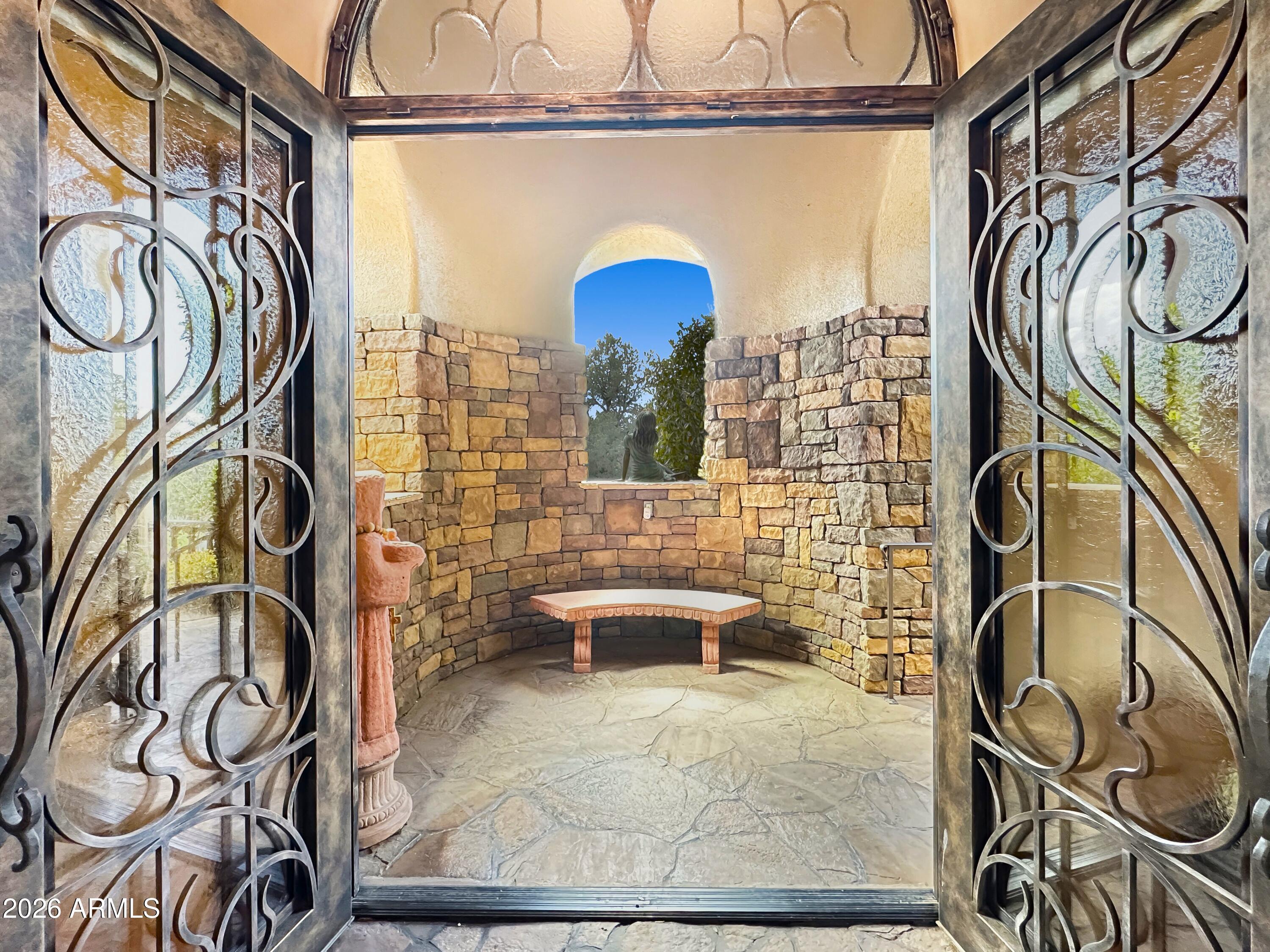 2235 East Mule Deer Road Sedona, AZ 86336 - Photo 2 of 24 105e67df95c961551420f102b6883f4e9bbdb8bf