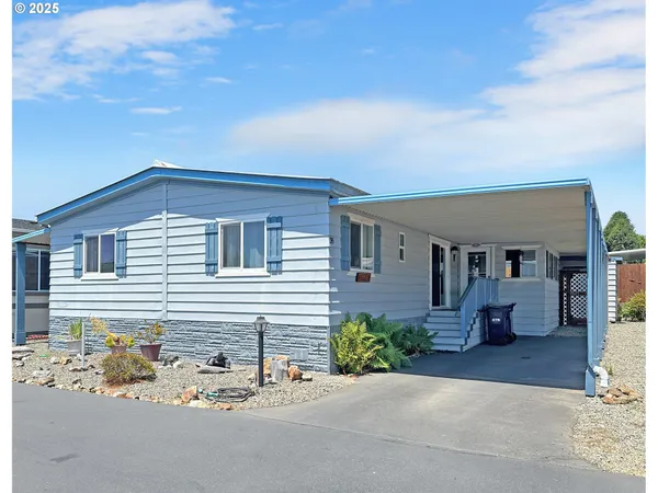 $199,000 | 15889 Sunset Strip, Unit 35, Brookings, OR 97415