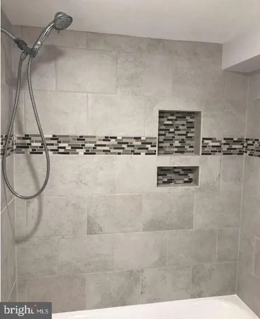 $1,900 | 1440 N Street Northwest, Unit 405, Washington, DC 20005