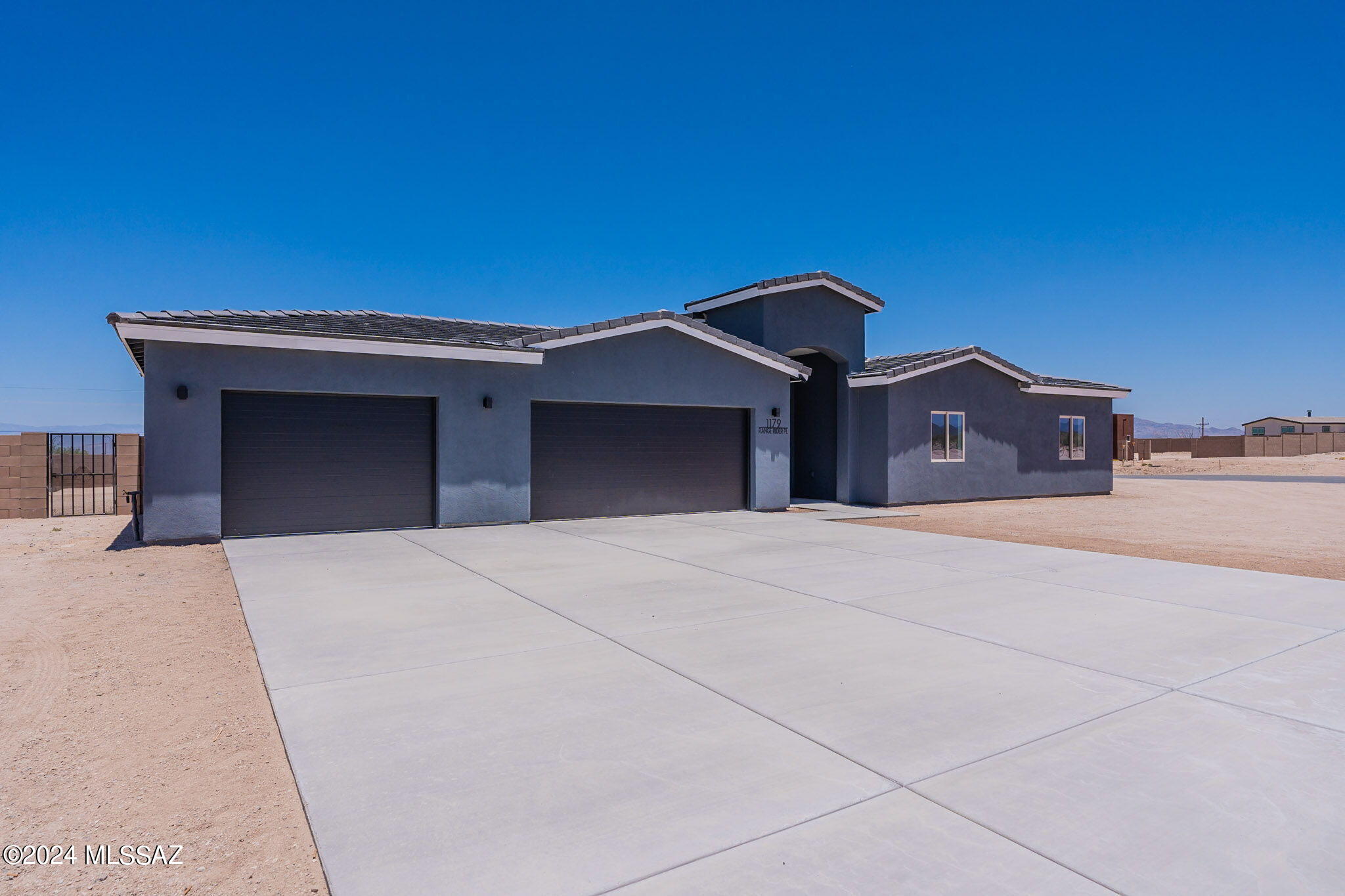 1179 North Range Rider Place Vail, AZ 85641 - Photo 2 of 50