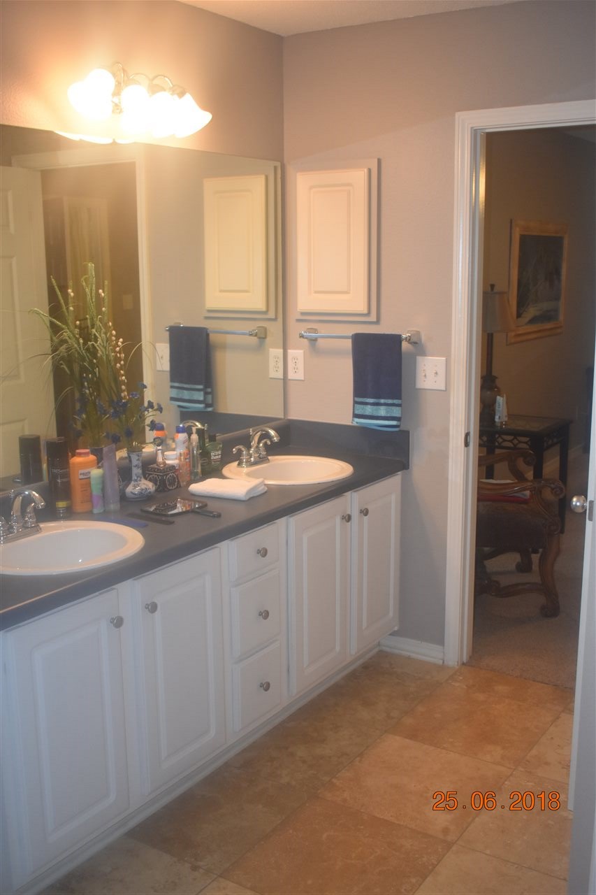 314 Monteith Oaks Drive Foley, AL 36535 - Photo 17 of 31 master bathroom