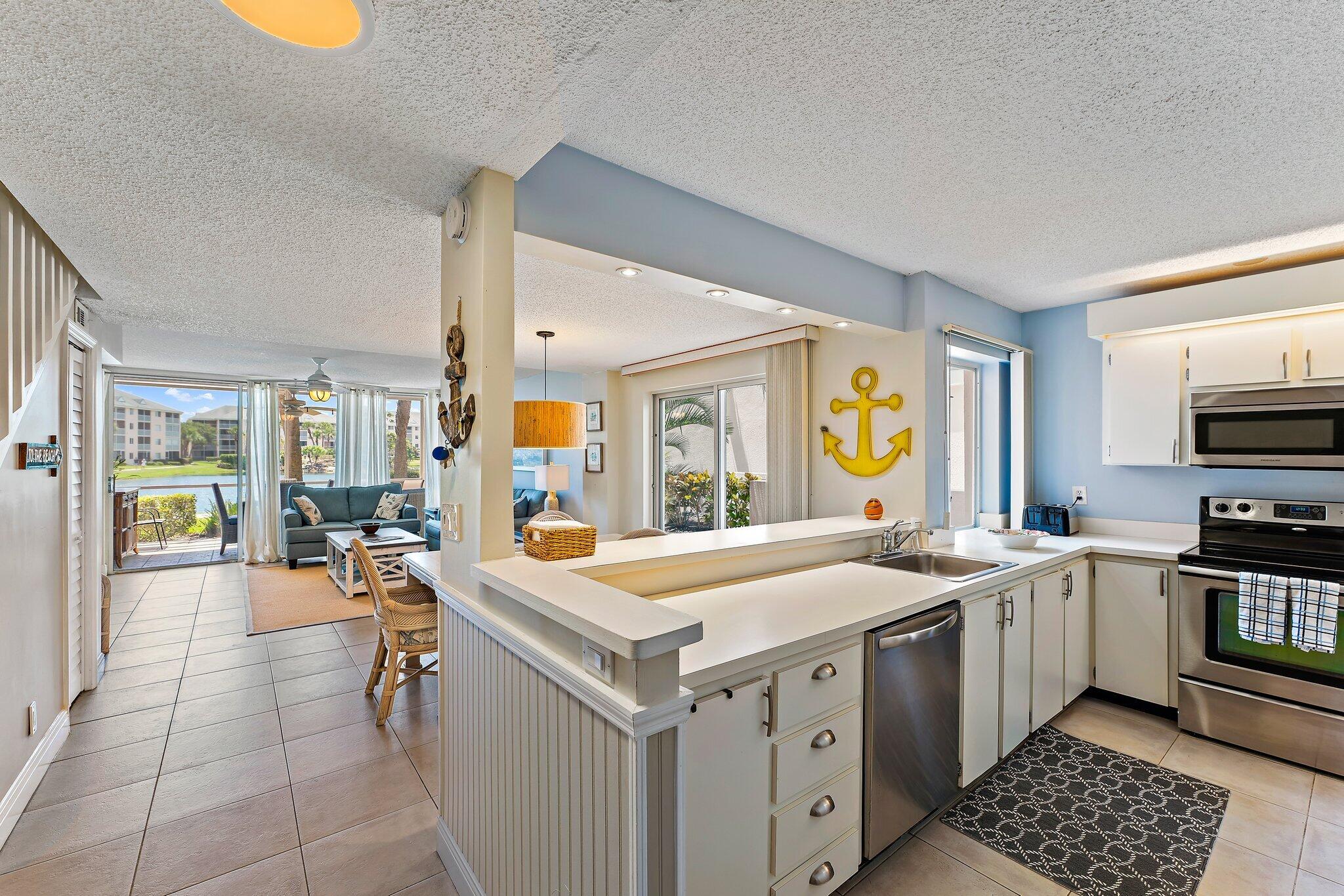 353 Highway 1, Unit A105 Jupiter, FL 33477 - Photo 4 of 45 002-353US1NA105-Jupiter-FL-33477-SMALL