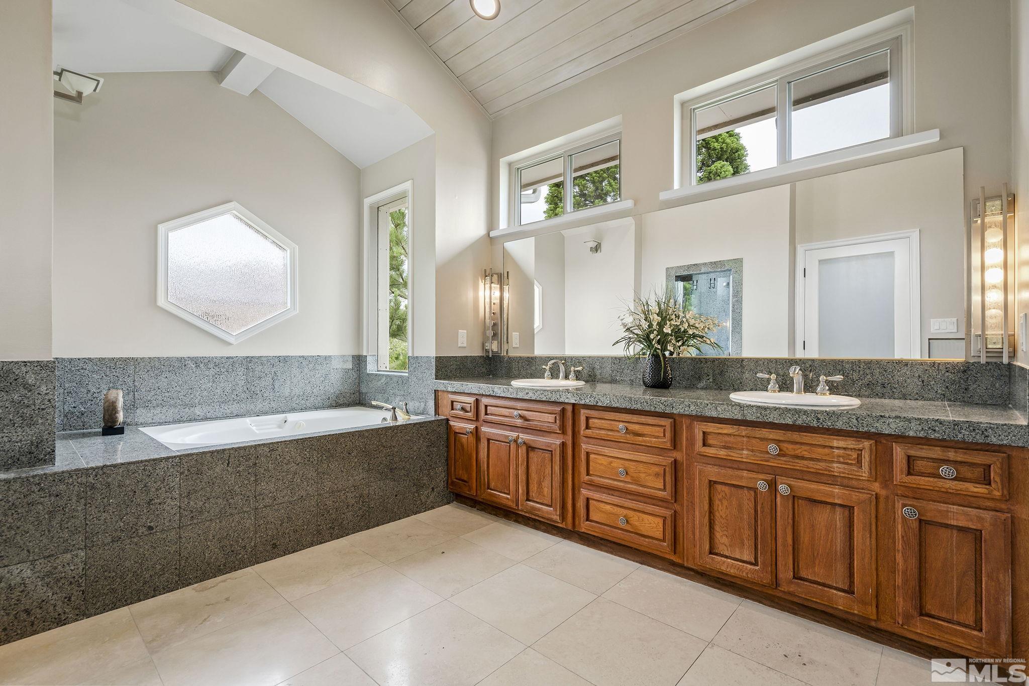 2715 West Lake Ridge Reno, NV 89519 - Photo 20 of 40 Photo 20