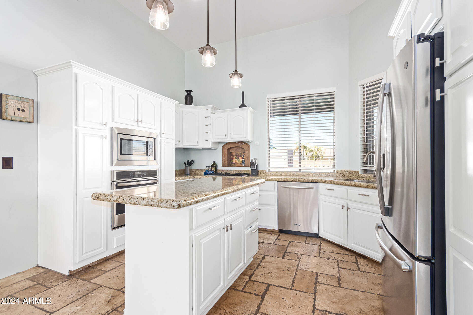 2731 West Desert Ranch Road Phoenix, AZ 85086 - Photo 14 of 84 15 - Desert Ranch