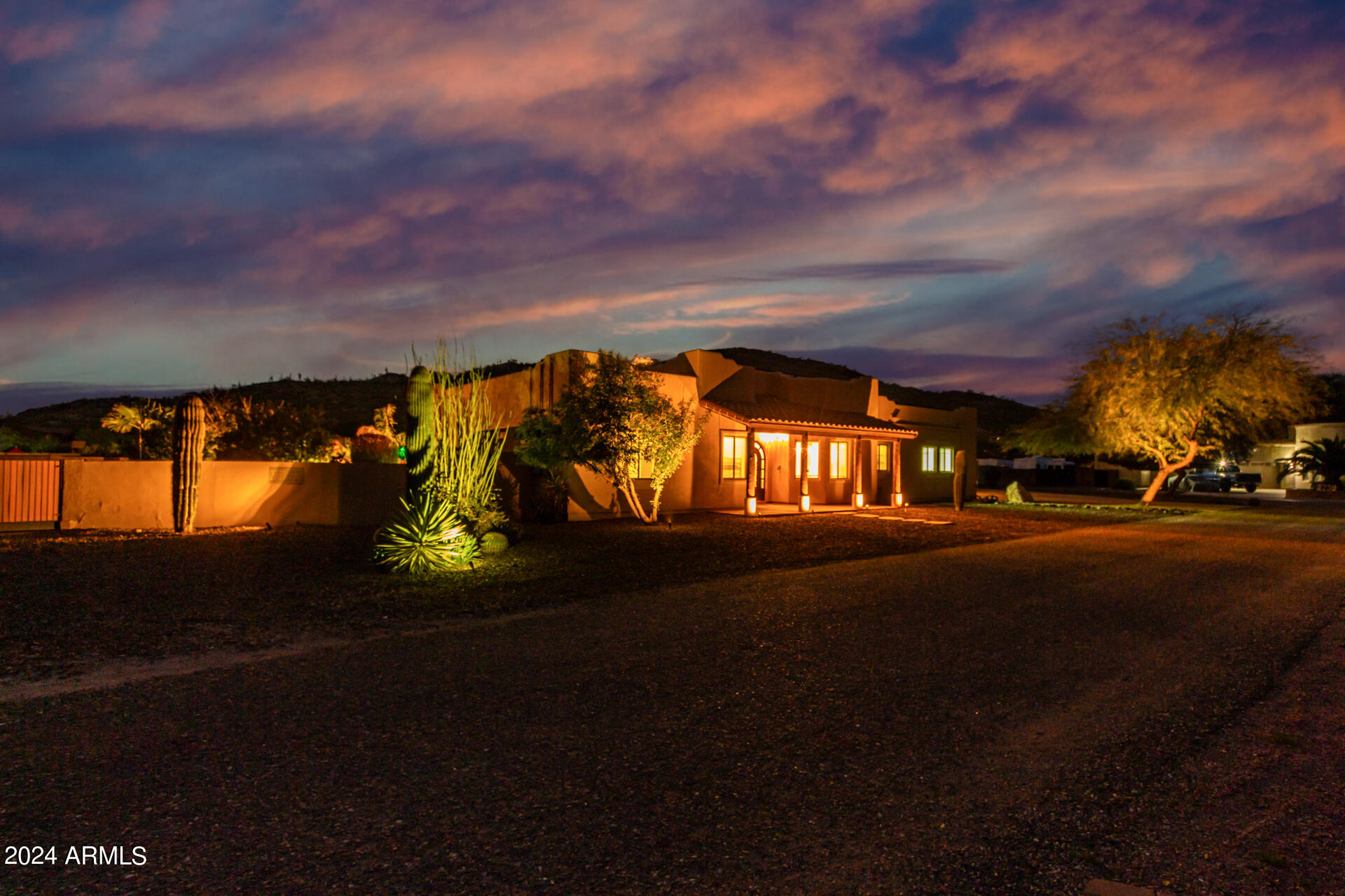 2731 West Desert Ranch Road Phoenix, AZ 85086 - Photo 60 of 84 02 - Desert