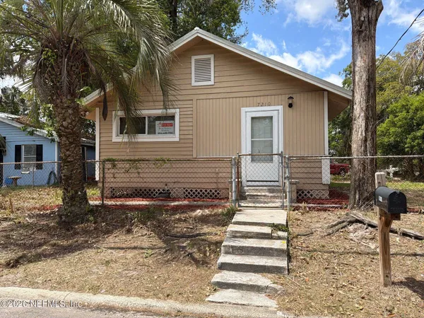 $995 | 7210 Elwood Avenue, Jacksonville, FL 32208