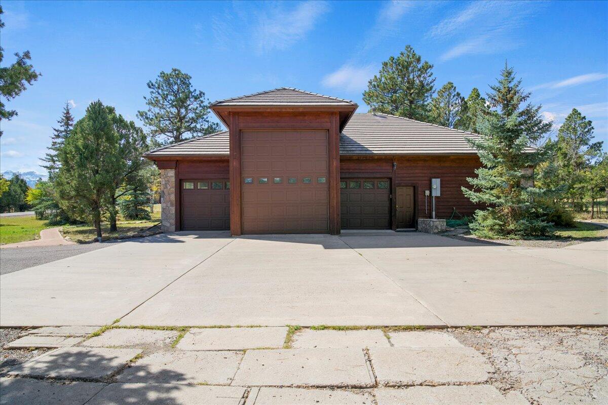 912 Marmot Drive Ridgway, CO 81432 - Photo 2 of 39 Garage