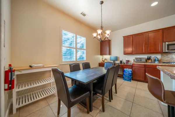 $609,900 | 723 Woodacre Drive, Redding, CA 96002