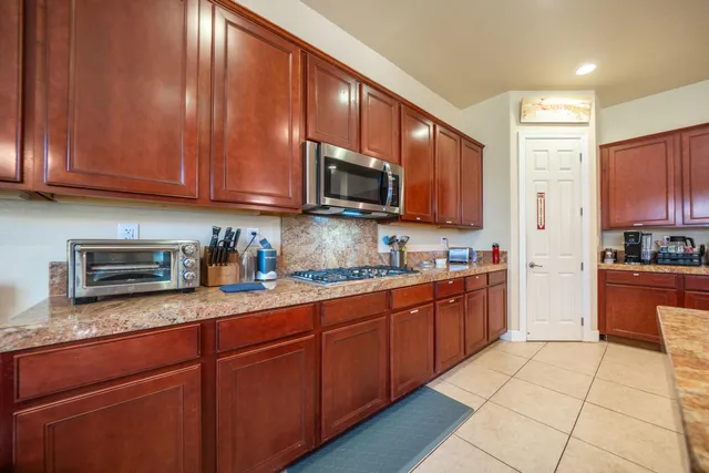 $629,900 | 723 Woodacre Drive, Redding, CA 96002