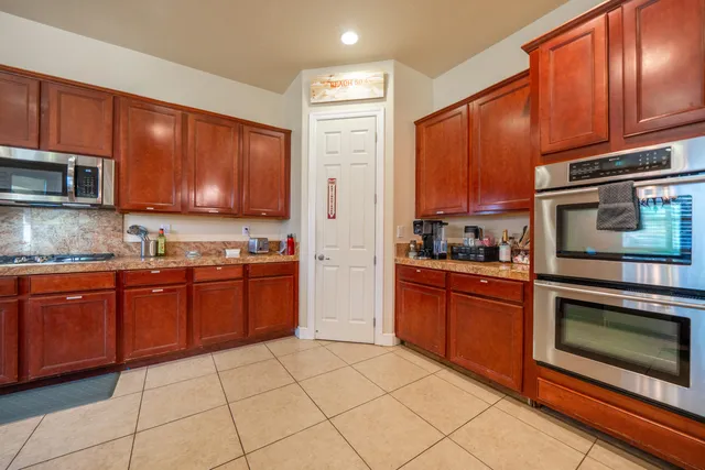 $629,900 | 723 Woodacre Drive, Redding, CA 96002