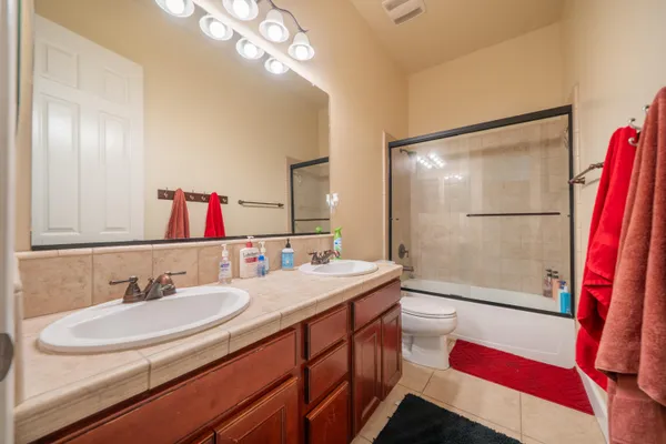 $609,900 | 723 Woodacre Drive, Redding, CA 96002